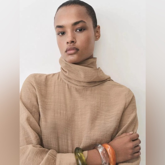 NWT MANGO Textured Tie Neck Blouse Size: Medium Color: Tan